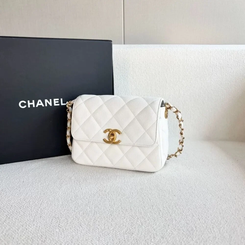 Chanel Women Pre-Loved Bag Very Good Condition